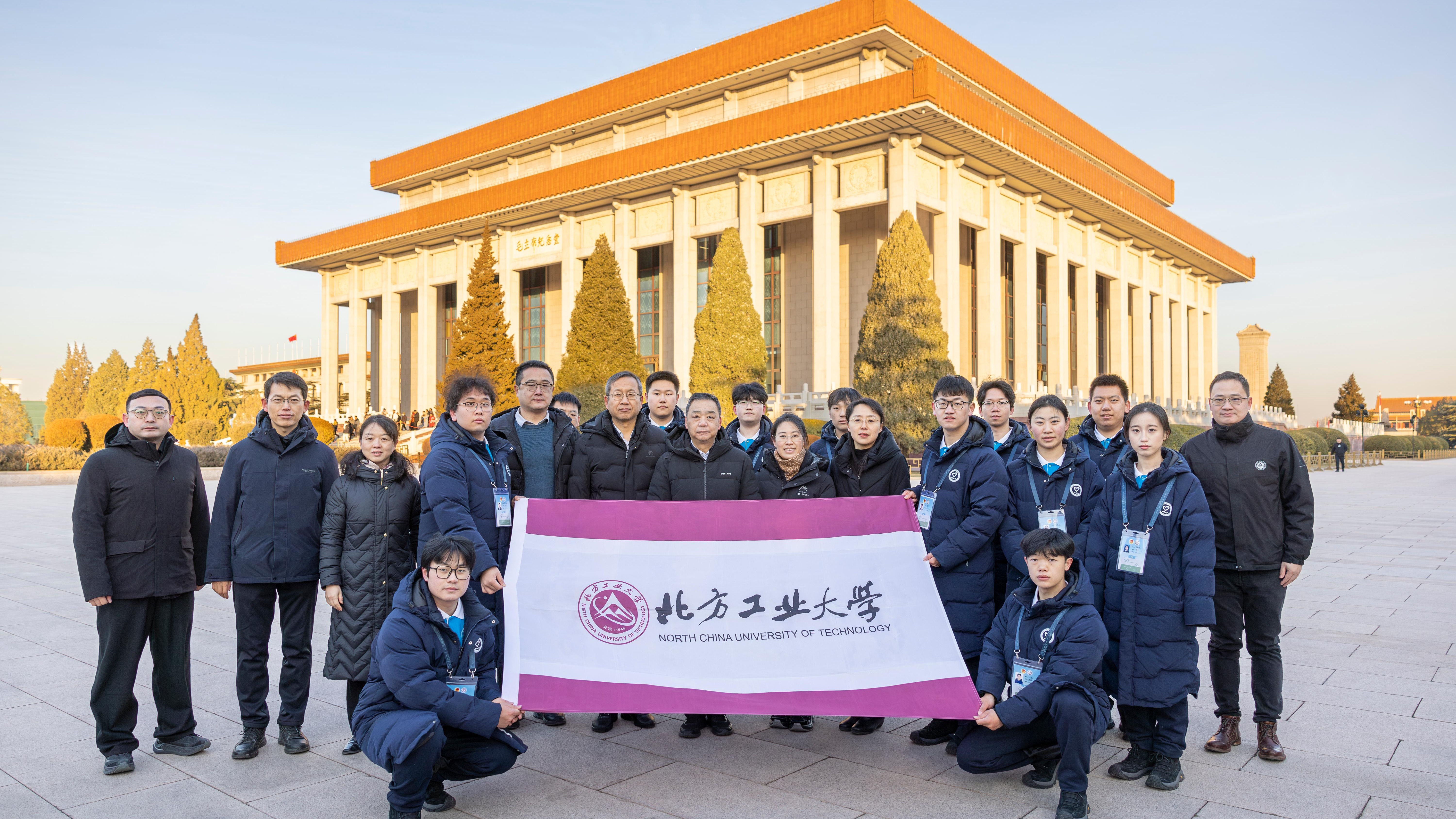 赓续红色血脉 践行志愿精神——我校志愿者再次光荣承...